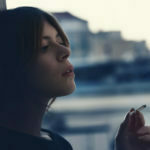 Ado qui fume du cannabis