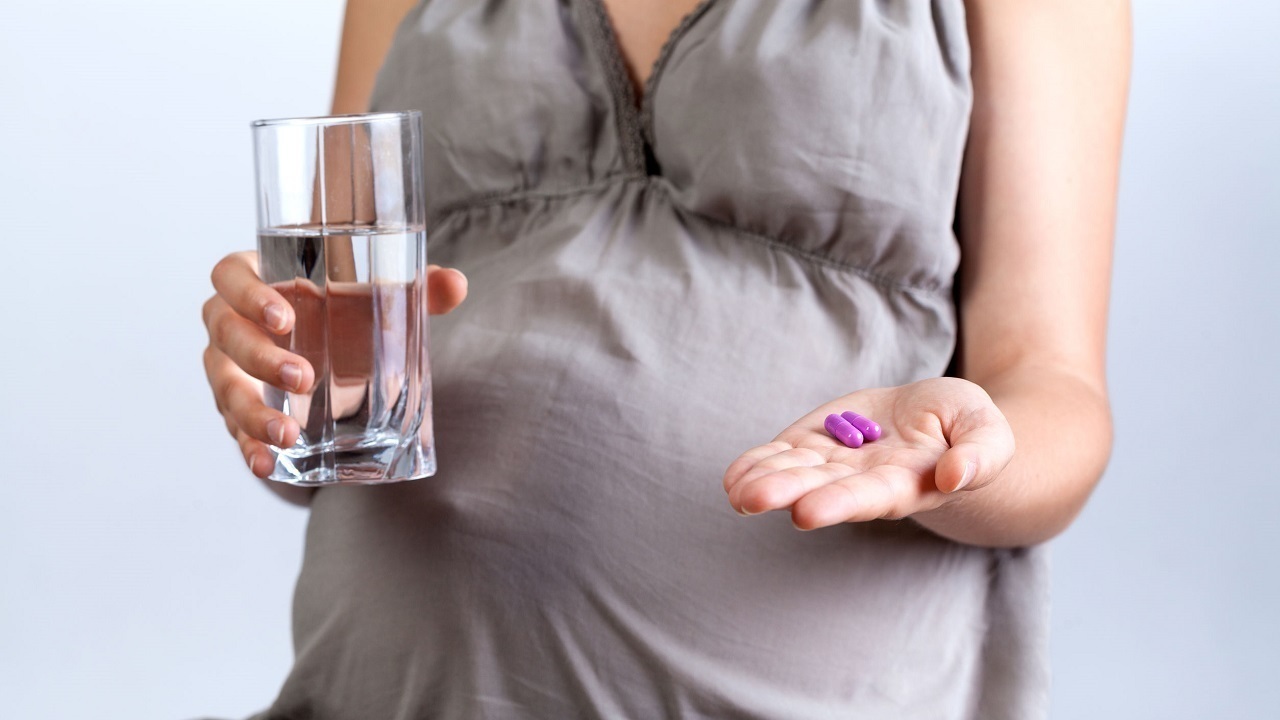 Femme enceinte complément acide folique