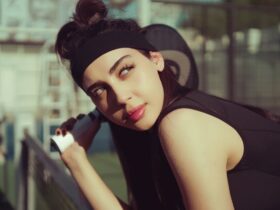 découvrez tout ce qu'il faut savoir sur le gonflement mammaire (engorgement du sein) : causes, symptômes et solutions pour soulager cet inconfort fréquent chez les femmes allaitantes.