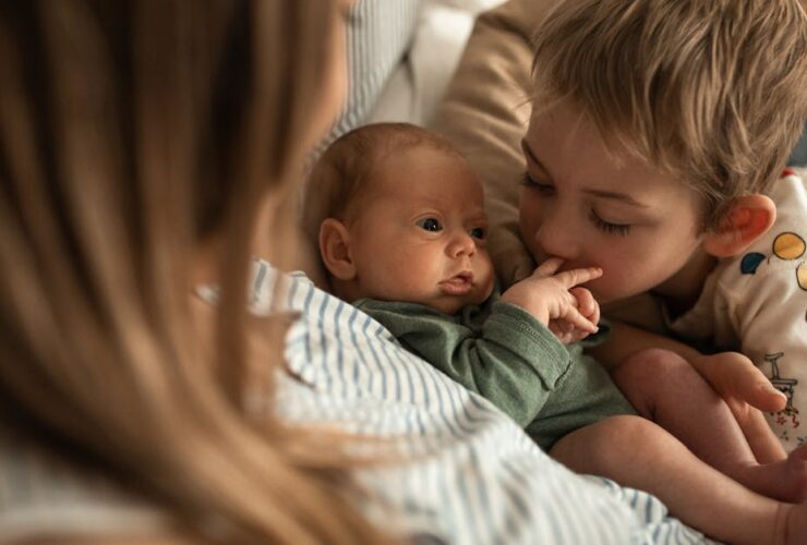 découvrez tout sur les nouveau-nés : conseils, soins, développement et bien-être pour accompagner les premiers jours de votre bébé.
