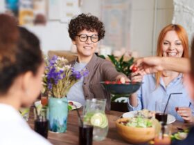 découvrez les défis et solutions liés à la grossesse chez les adolescentes, un sujet important pour la santé et l'éducation des jeunes.