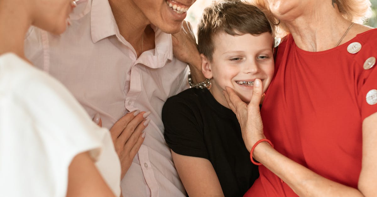 découvrez la courbe triphasique de la grossesse, un indicateur important des variations hormonales durant le cycle menstruel et ses implications pour la détection de la grossesse.